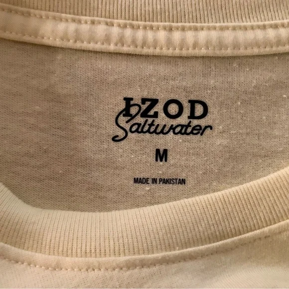 Izod Yellow Short Sleeve Tee With Dog  Graphic Casual Comfort - Picture 2 of 3